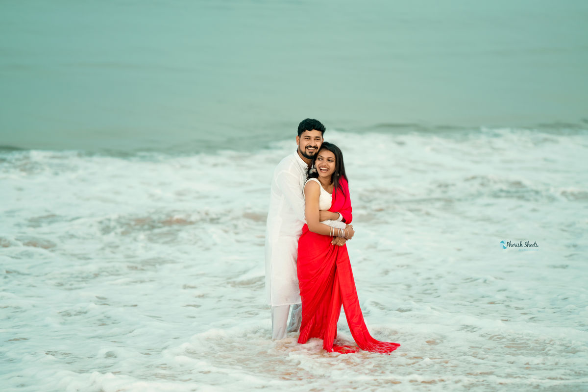 Pre-Wedding photography in Nizamabad, Telangana — frame 3 of 26 by Phorish Shoots