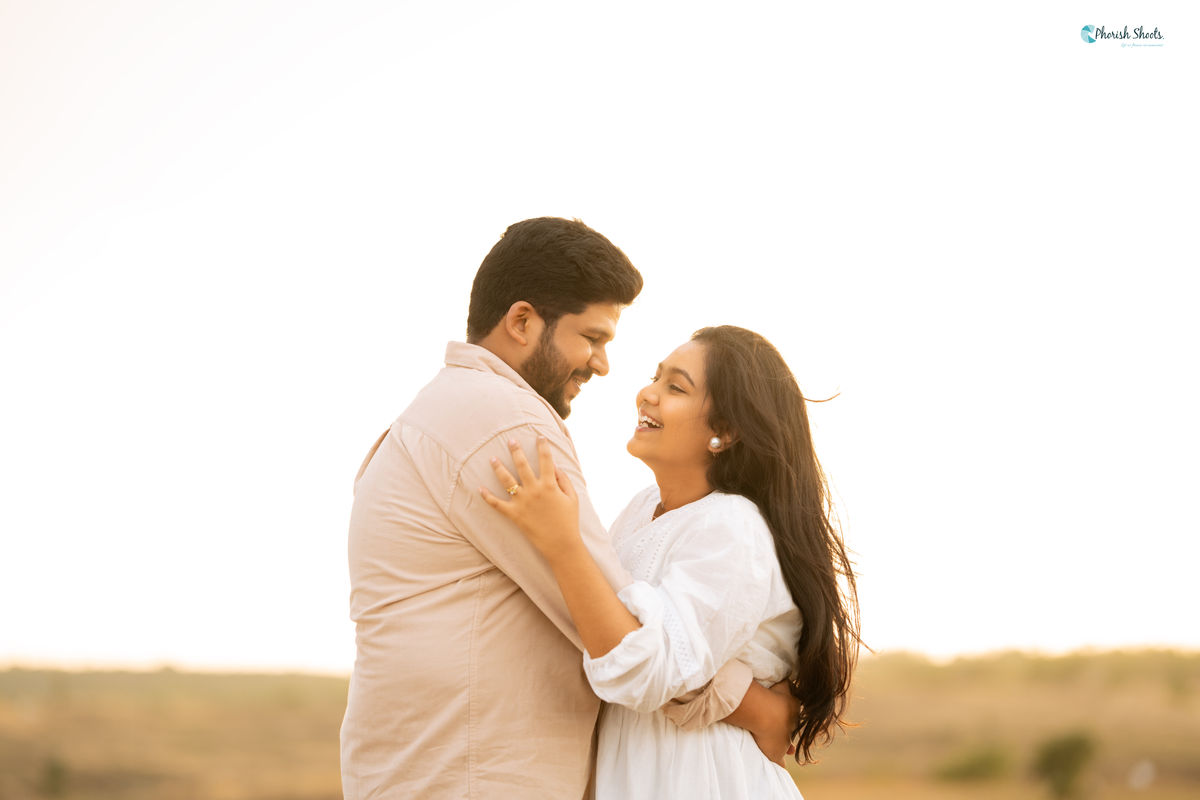 Pre-Wedding photography in Nizamabad, Telangana — frame 9 of 26 by Phorish Shoots